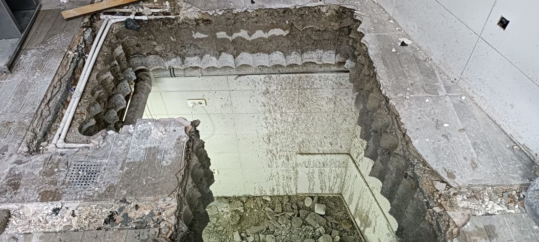 Donatı ızgaralı açılmış köşe boşluğu