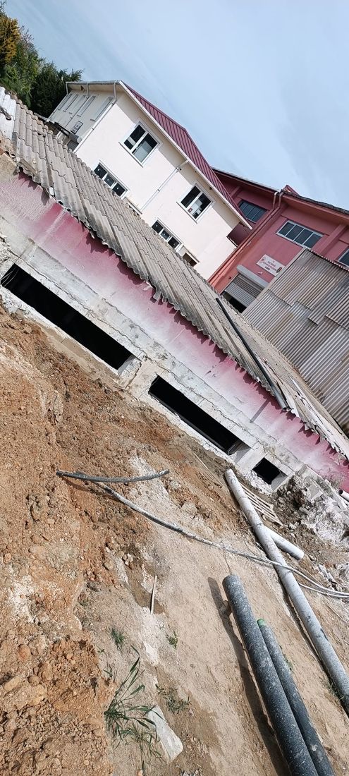 Bina dışından hafriyat ve kazı görünümü